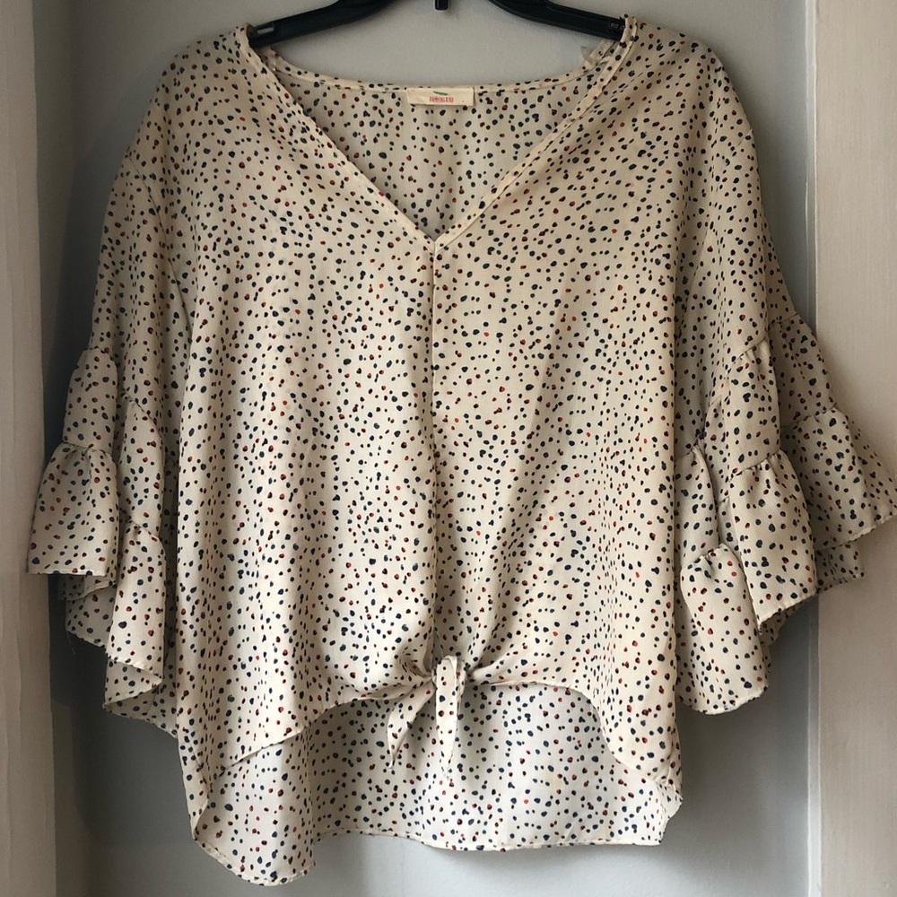 Hummingbird Cream Top with Flare Sleeves